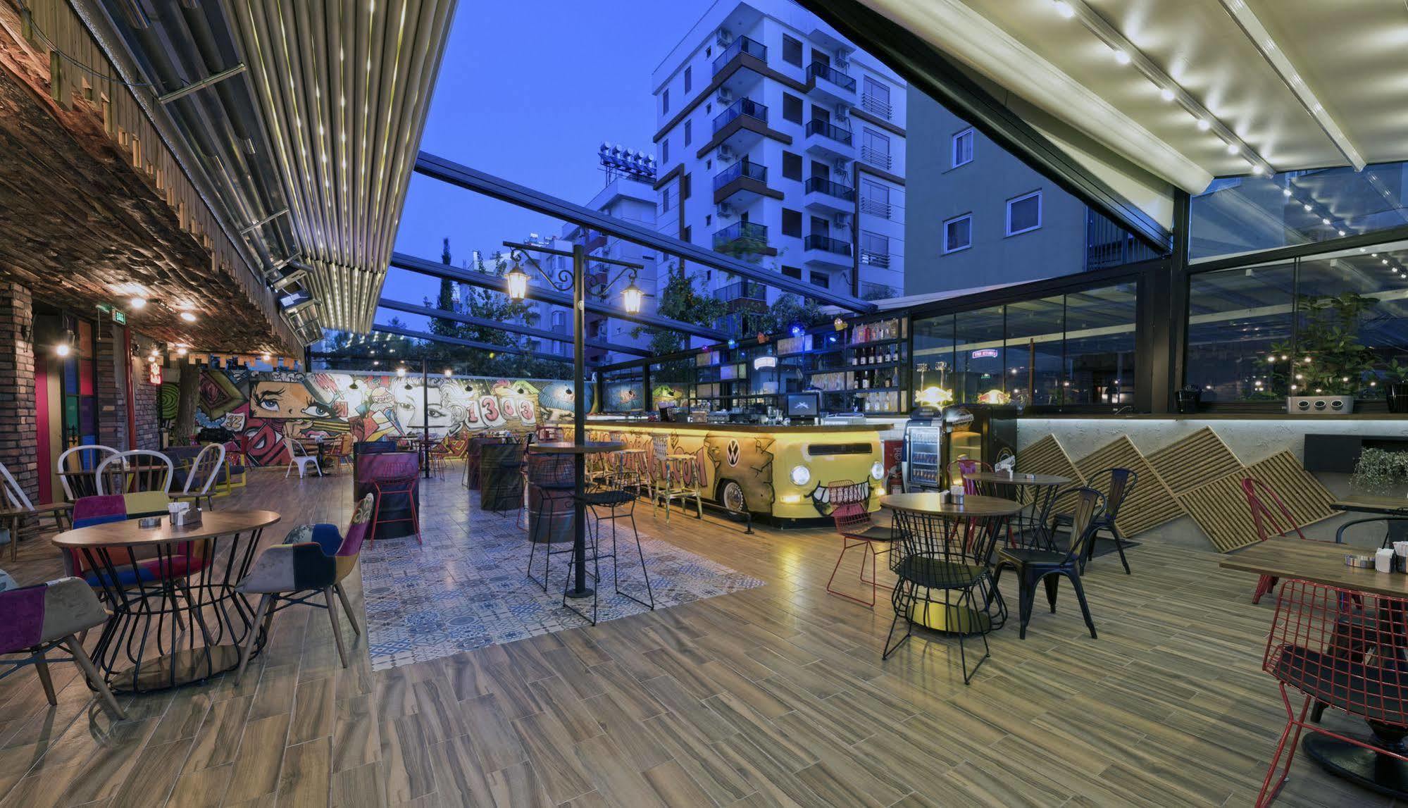 Voswos Garage Coffee Hotel Antalya Luaran gambar